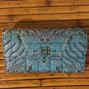 712 Wallet